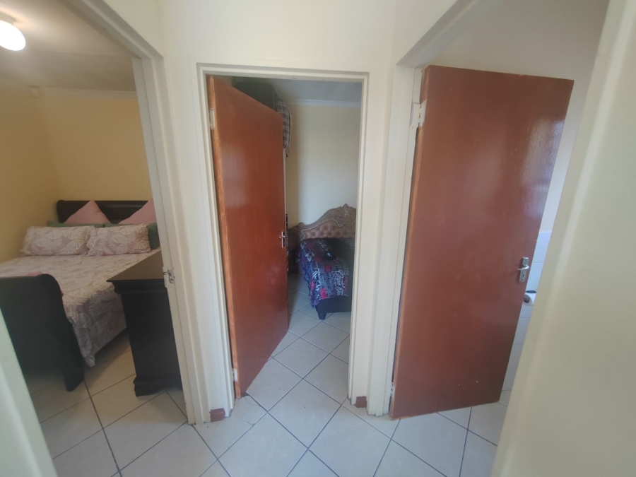 2 Bedroom Property for Sale in Silversands Western Cape